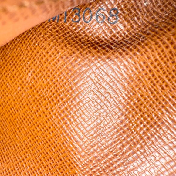 Louis Vuitton Monogram Canvas Eugenie Wallet - Picture 13 of 13